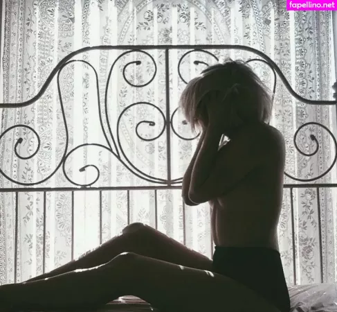 Alittle Vampy OnlyFans Thumbnail #0m4JhWLiNn