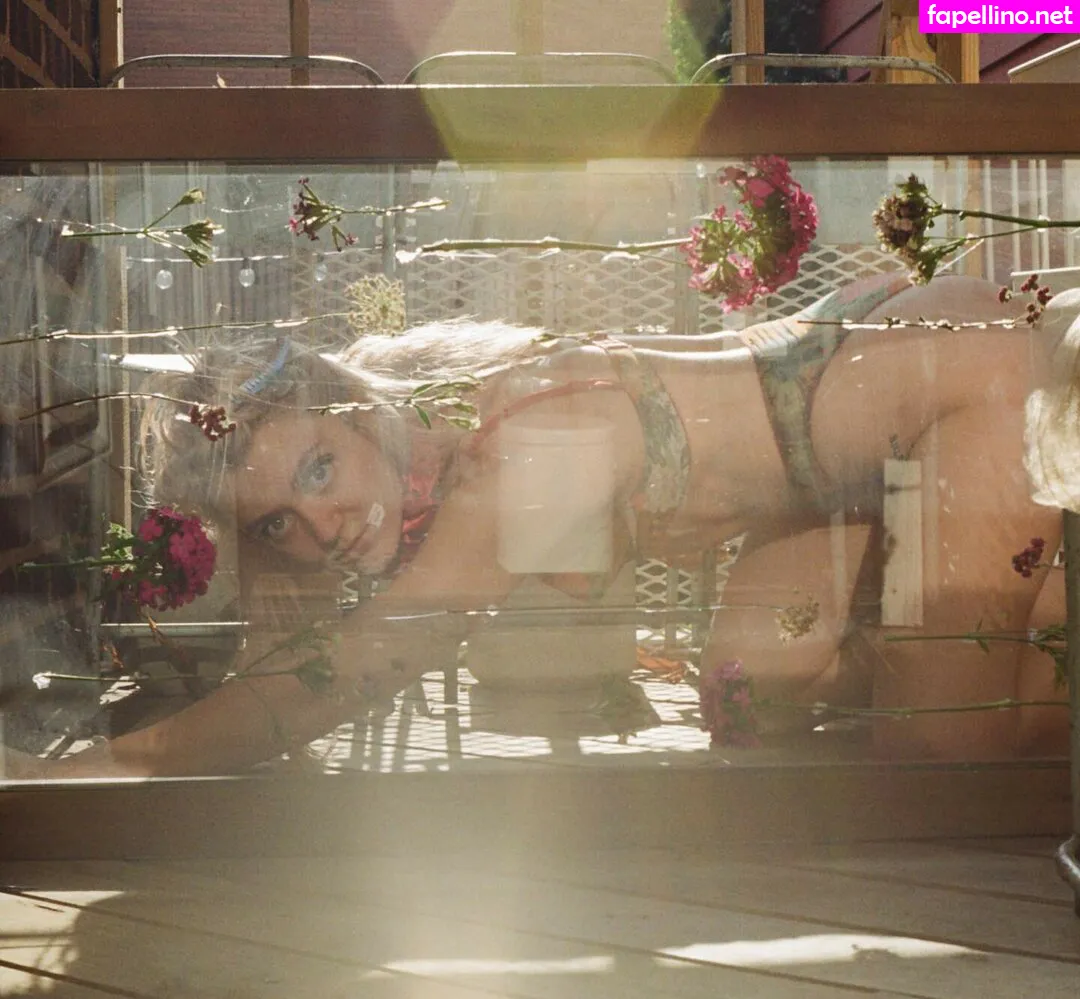 alittle_vampy, alittlevampy, vampyfeedee Nude Leaked OnlyFans Photo #4TFHIl5HZp