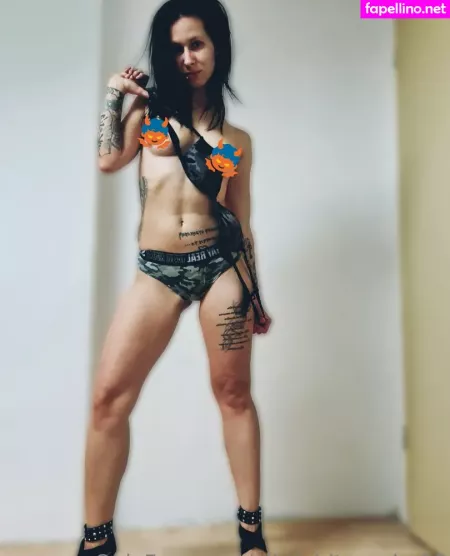 Alittlebitpsycho98 OnlyFans Thumbnail #Qg6QgnAx1i