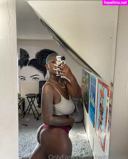 Aliwitdabody OnlyFans Thumbnail #moWwDl0HhA