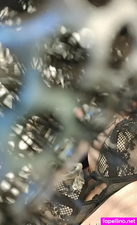 Alix Cassie OnlyFans Thumbnail #Lmi4D2Vabl