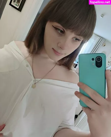 Alix Fembug OnlyFans Thumbnail #76lkTkJ73a