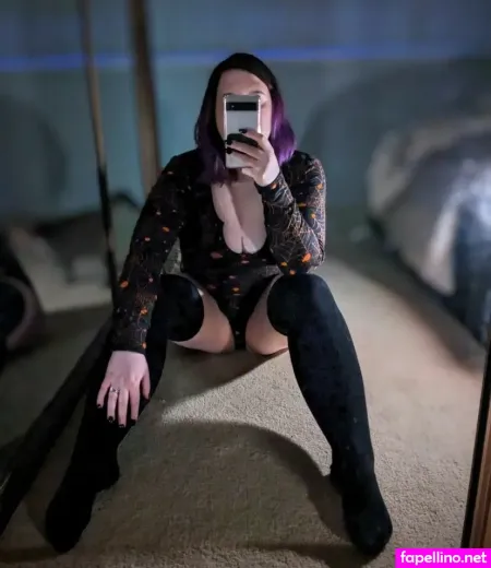 Alix Hawkes OnlyFans Thumbnail #ajqeQaAttD