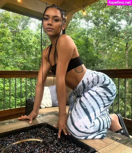Alix Lapri OnlyFans Thumbnail #Mt4N9aFsM5