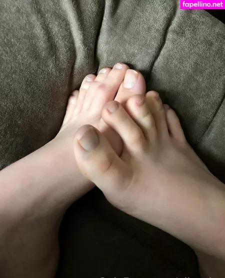 Alixsoles OnlyFans Thumbnail #g30VQuHSZ6