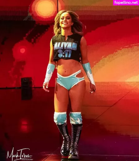 Aliyah OnlyFans Thumbnail #db2Ixb0Ho2