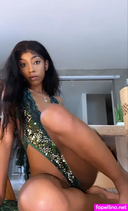 Aliyahdenae OnlyFans Thumbnail #1CjzYWA6B8