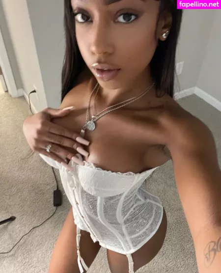 Aliyahlust OnlyFans Thumbnail #PckvrFmgmM