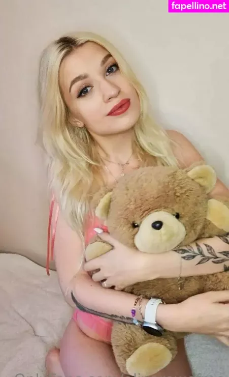 Aliyarowefree OnlyFans Thumbnail #W6HlY6BfGe