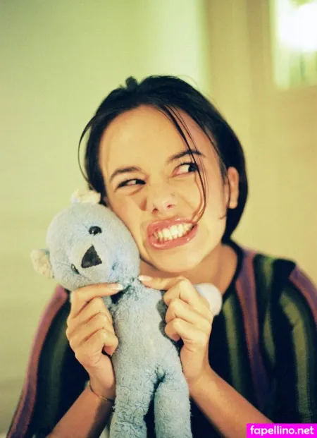 Alize Lyonnet OnlyFans Thumbnail #5trpHpPFan