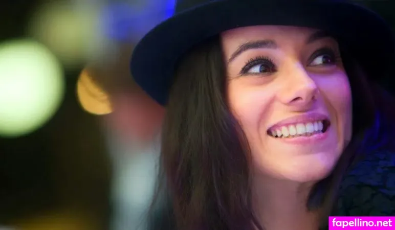 Alize Lyonnet OnlyFans Thumbnail #NBPKSBjTdc