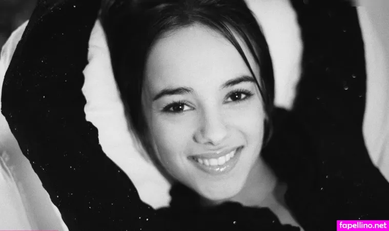 Alize Lyonnet OnlyFans Thumbnail #RP8P7NFYLT