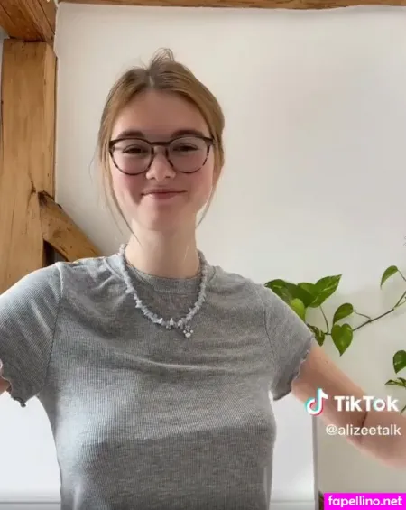 Alizee Talk OnlyFans Thumbnail #VbsE0jFa4X