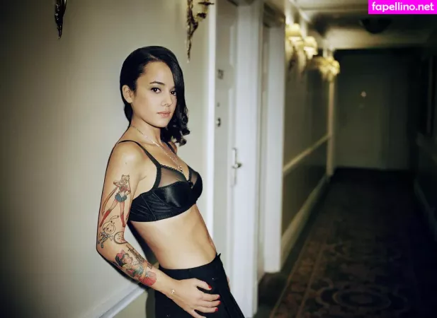 Alizee OnlyFans Thumbnail #EFS0YLZXmB