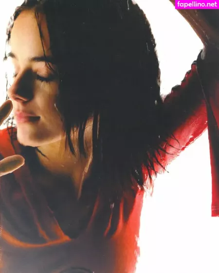 Alizee OnlyFans Thumbnail #XxAm7lSdkm