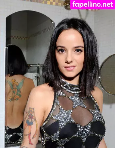 Alizee OnlyFans Thumbnail #awAUPCxNml