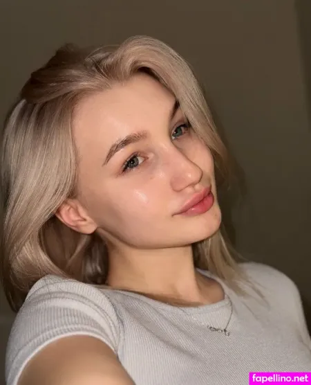 Alkh1mova 2 OnlyFans Thumbnail #6kbcDC8qDa