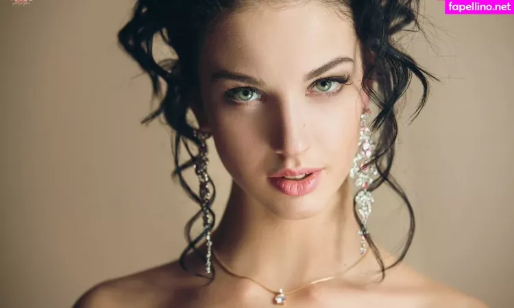 Alla Berger OnlyFans Thumbnail #GTDwyS1Xei