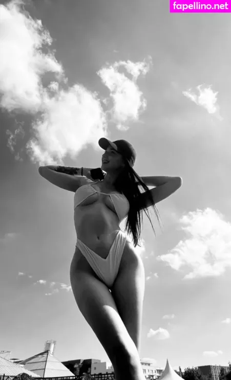 Alla Mayorovaa OnlyFans Thumbnail #iDIBbfrYLg