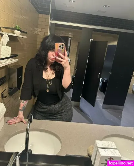 Allboutliz OnlyFans Thumbnail #qs9fTJL2dJ