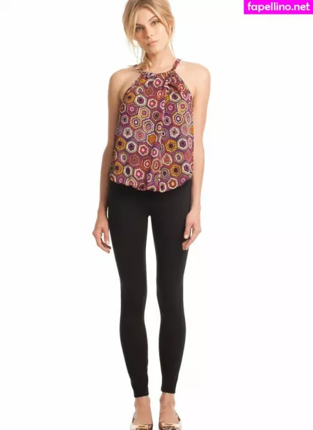 Allegra Carpenter OnlyFans Thumbnail #kTNEftoiNW