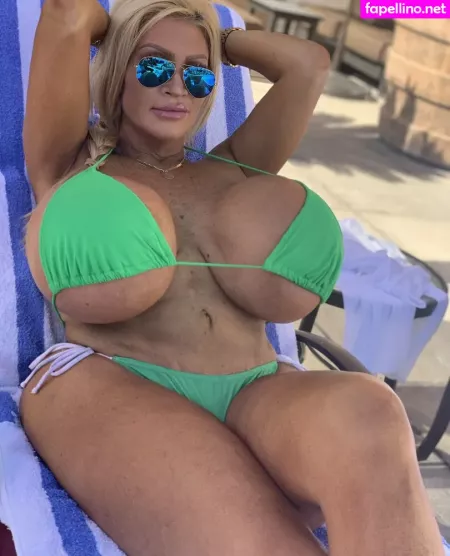 Allegracolesworld OnlyFans Thumbnail #C7pC7pUBrW