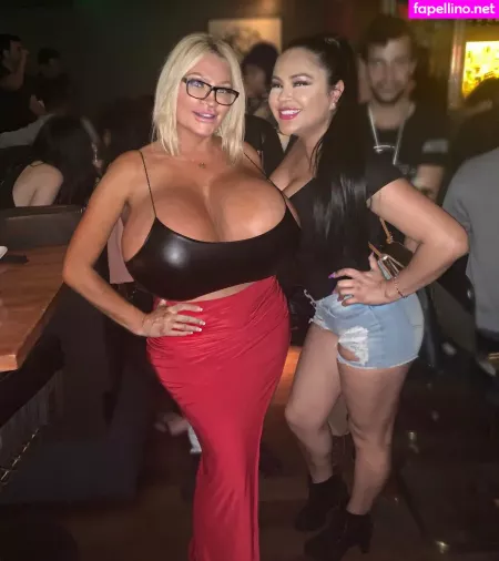 Allegracolesworld OnlyFans Thumbnail #nbb6aWd8BZ