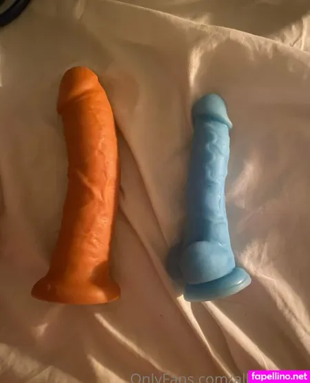 Allegramilk OnlyFans Thumbnail #gFohx2VGf1