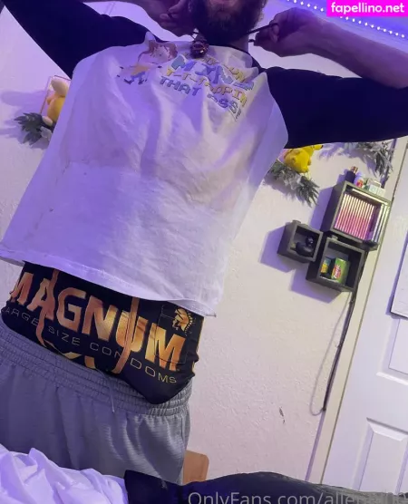 Allenbl00 OnlyFans Thumbnail #1hCs4Vk3tA