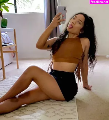 Alleyesoniris OnlyFans Thumbnail #8IIVtMU2fZ