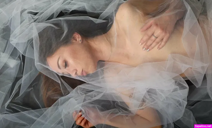 Alleyesonlea OnlyFans Thumbnail #AoDOLVxgvM