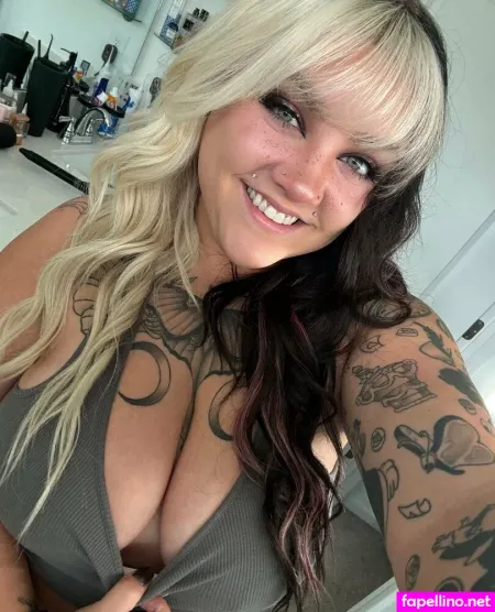 Alleyswonderland 1 OnlyFans Thumbnail #XVNda38bl3