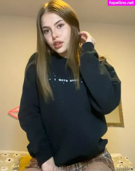 Allichandler OnlyFans Thumbnail #K9VBHuBttg