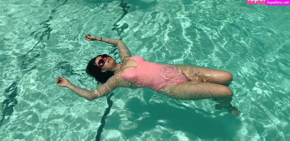 Allie Goertz OnlyFans Thumbnail #AVn1OmAZfM