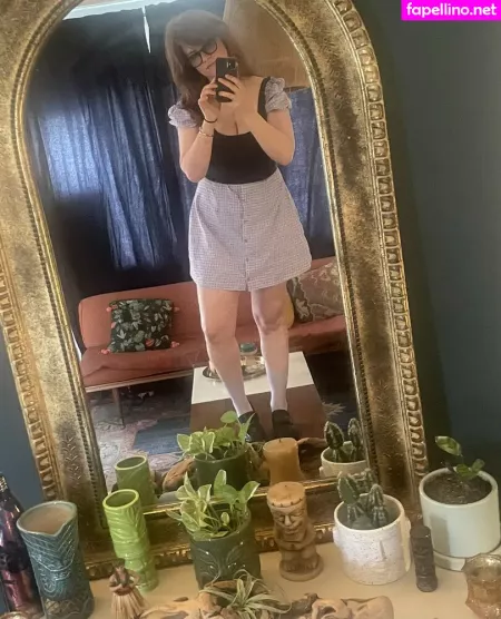 Allie Goertz OnlyFans Thumbnail #JXl0gTAxLA