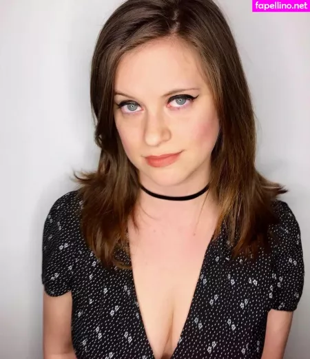 Allie Goertz OnlyFans Thumbnail #jxv7v9eWEx