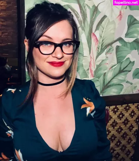 Allie Goertz OnlyFans Thumbnail #zSAeNBEdXN