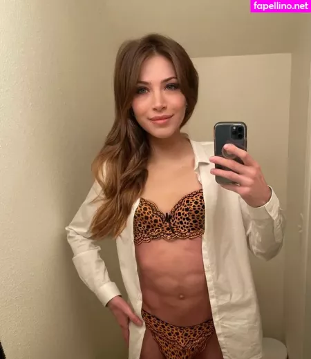 Allie Lilac OnlyFans Thumbnail #QUquKgZ7dB