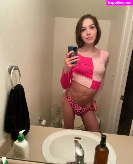 Allie Lilac OnlyFans Thumbnail #bzYnqux9Y0
