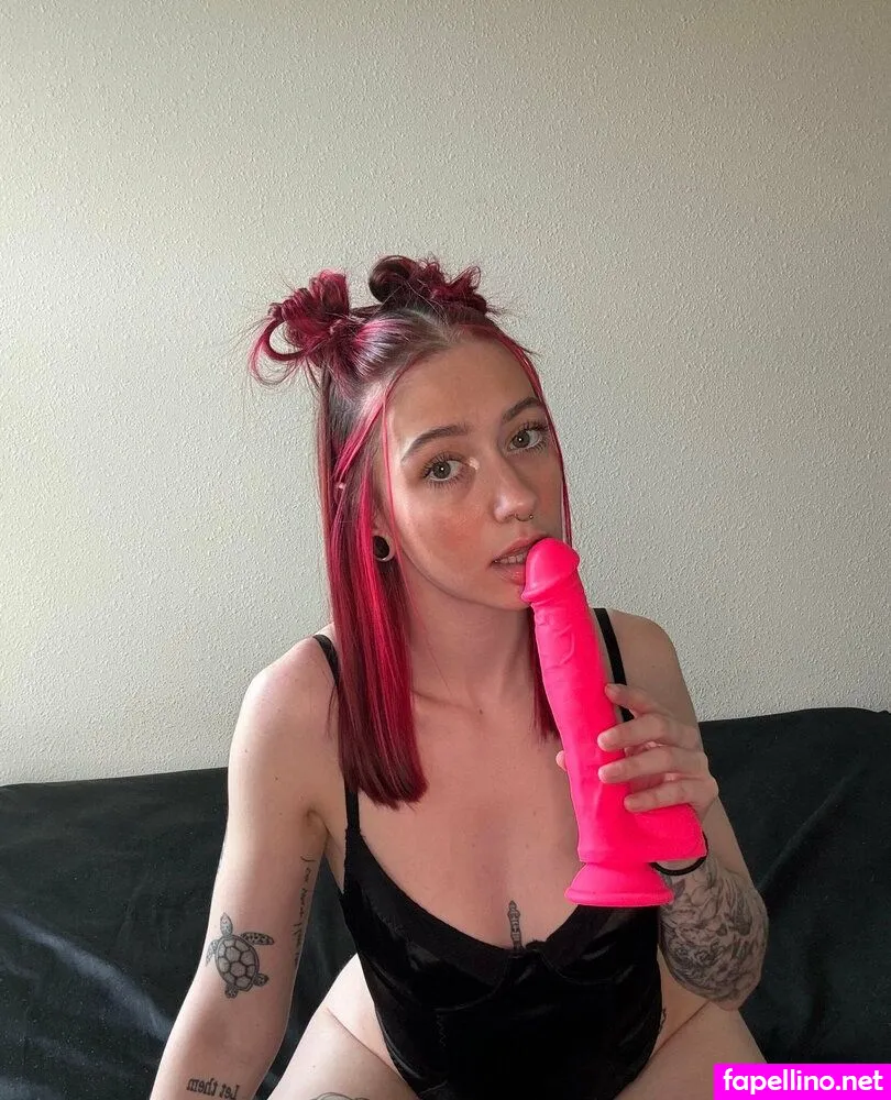 allie.of, allie_ostrander Nude Leaked OnlyFans Photo #1HMZ5v7fTI