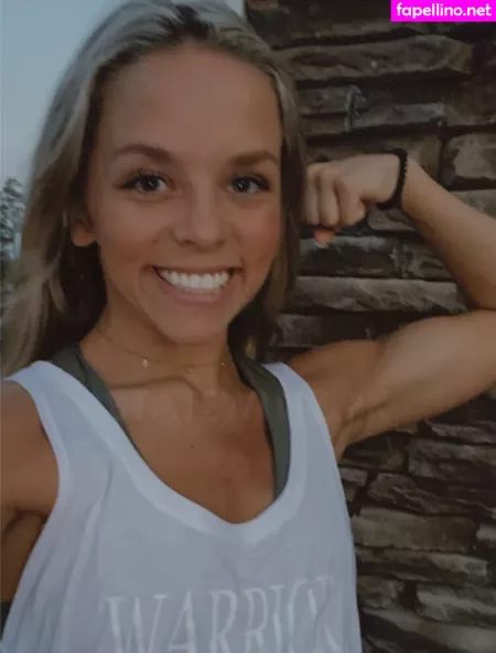 Allie Ross OnlyFans Thumbnail #P6gX5CfNOd