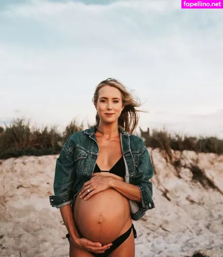 Allie Wes OnlyFans Thumbnail #gUlZJzXC1I