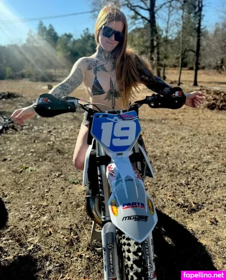 Allie0 07 OnlyFans Thumbnail #0e2h8rfI1r