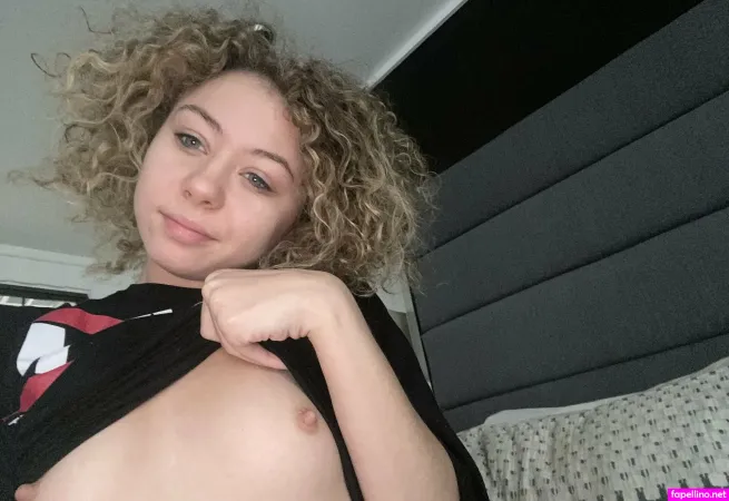 Allieaddison OnlyFans Thumbnail #ChR2kbsvBo