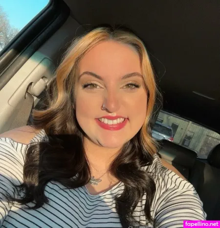 Allieb23 OnlyFans Thumbnail #AY8QCn2eCz