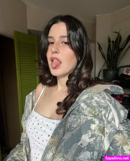 Allieoopsforever 5 OnlyFans Thumbnail #GyYtIi6BaF