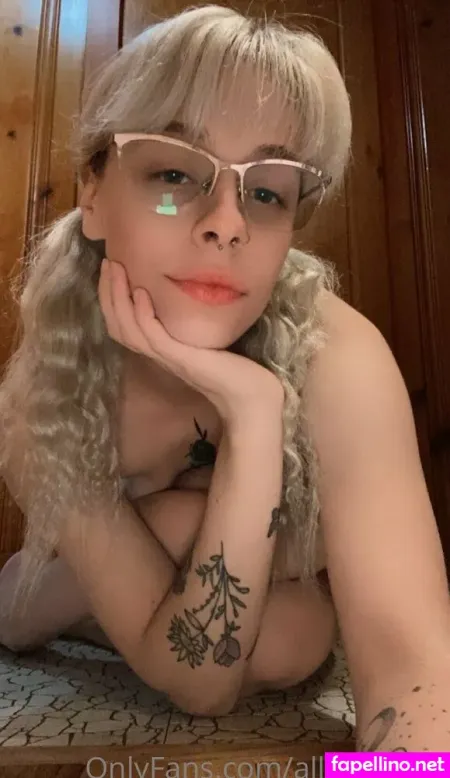 Allierae236 OnlyFans Thumbnail #jA53RuWIX9