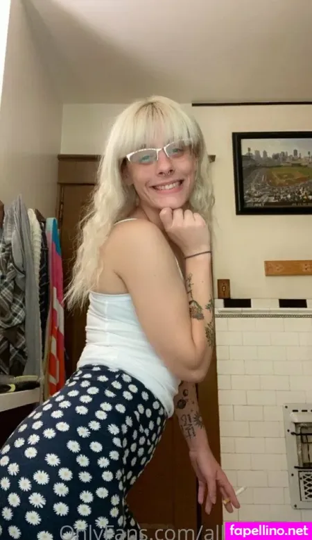 Allierae236 OnlyFans Thumbnail #kKdfCx0PAi