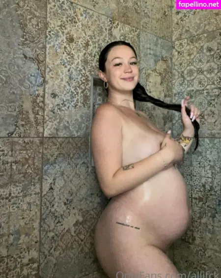 Allifck OnlyFans Thumbnail #BCJDFmnu1O