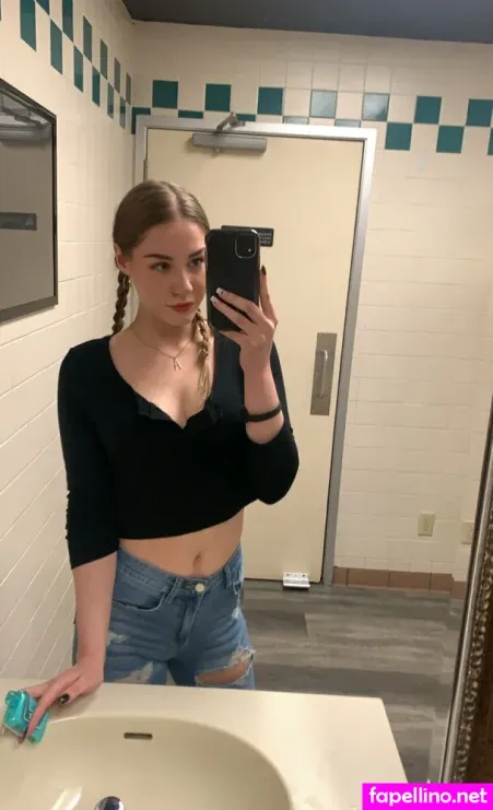 Allikitten OnlyFans Thumbnail #41b5Ag25jC